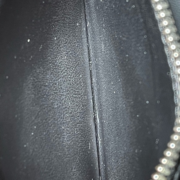 Louis Vuitton Damier Brazza wallet - Picture 10 of 11